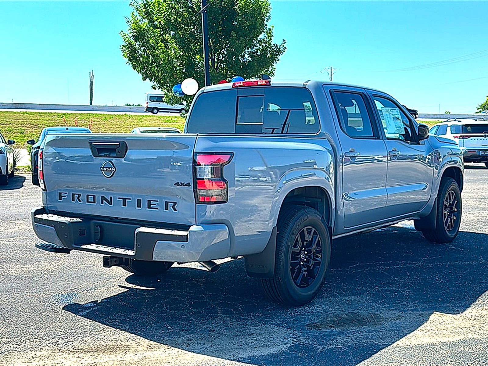 2026 Nissan Frontier Crew Cab SV