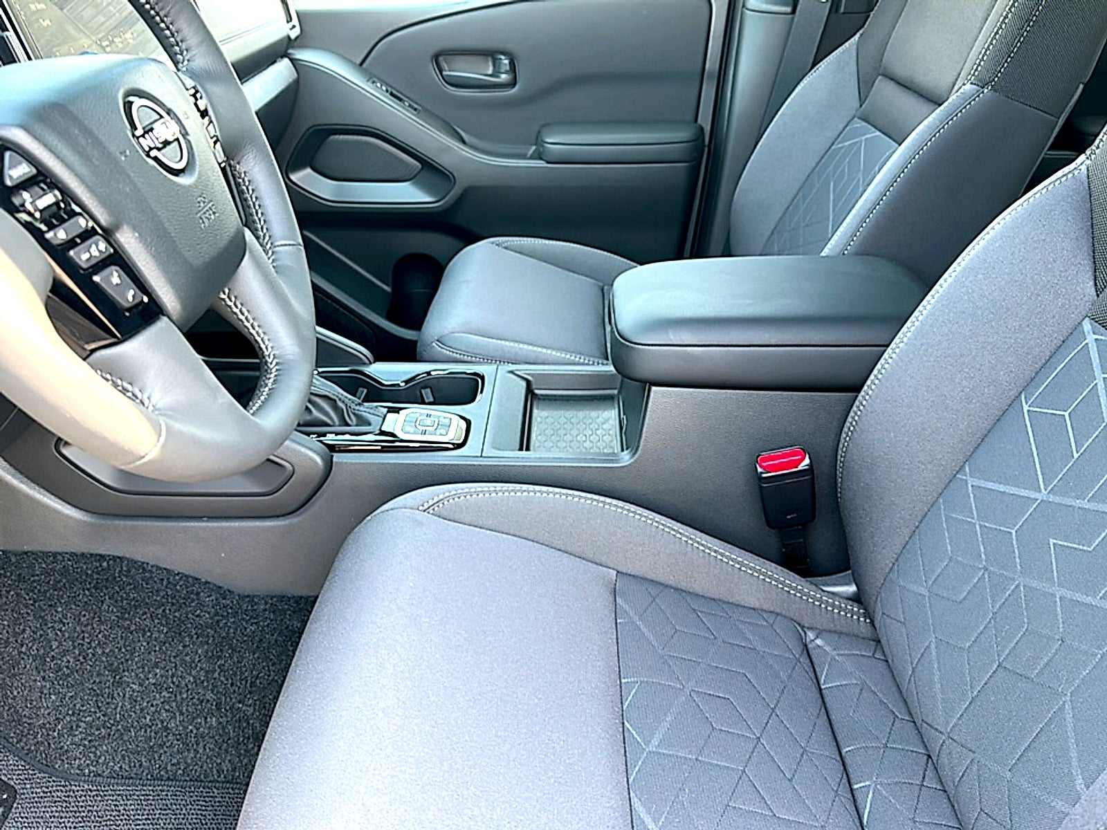 2027 Nissan Frontier Crew Cab SV