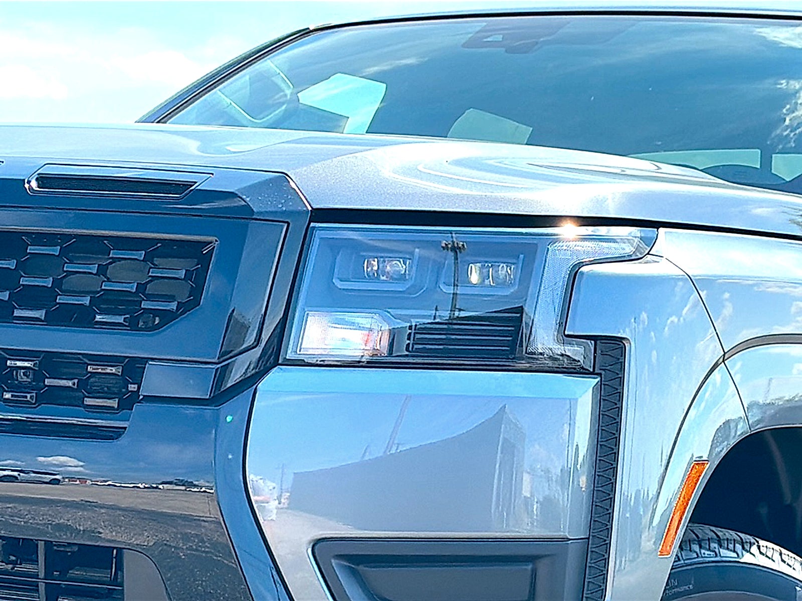 2027 Nissan Frontier Crew Cab SV