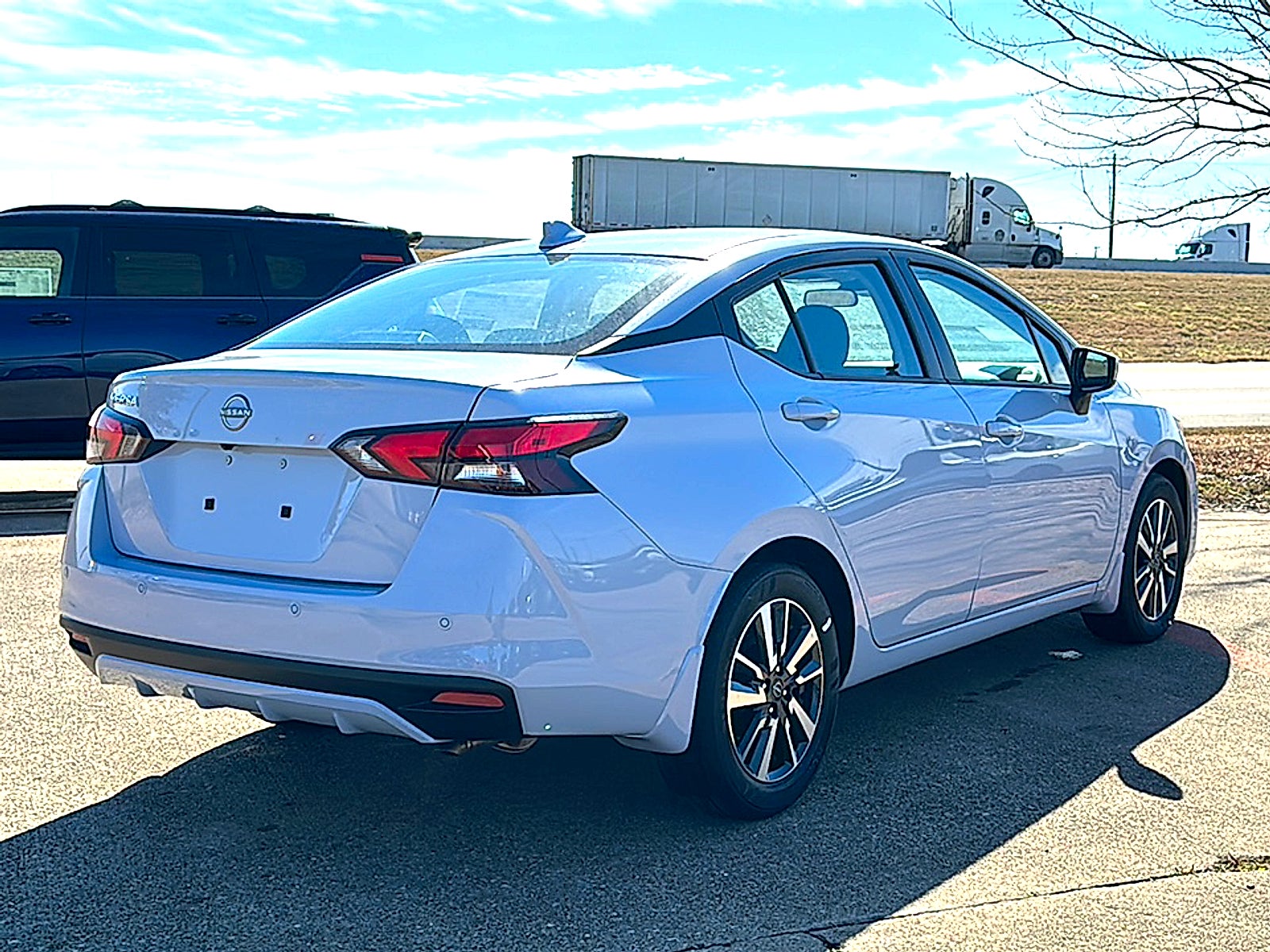 2025 Nissan Versa SV
