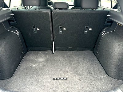 2025 Nissan Kicks Play S