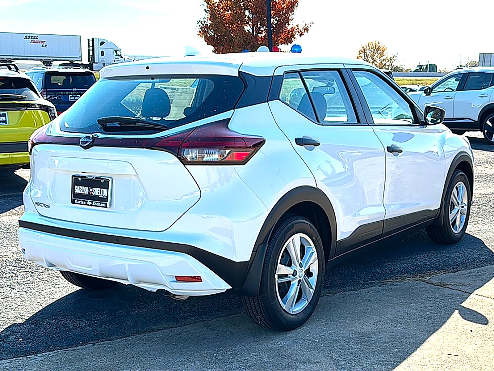 2025 Nissan Kicks Play S