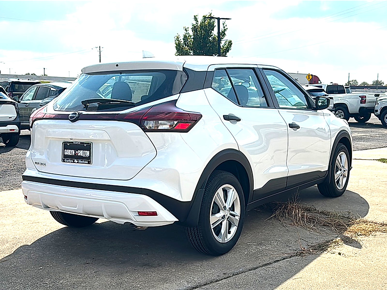 2025 Nissan Kicks Play S