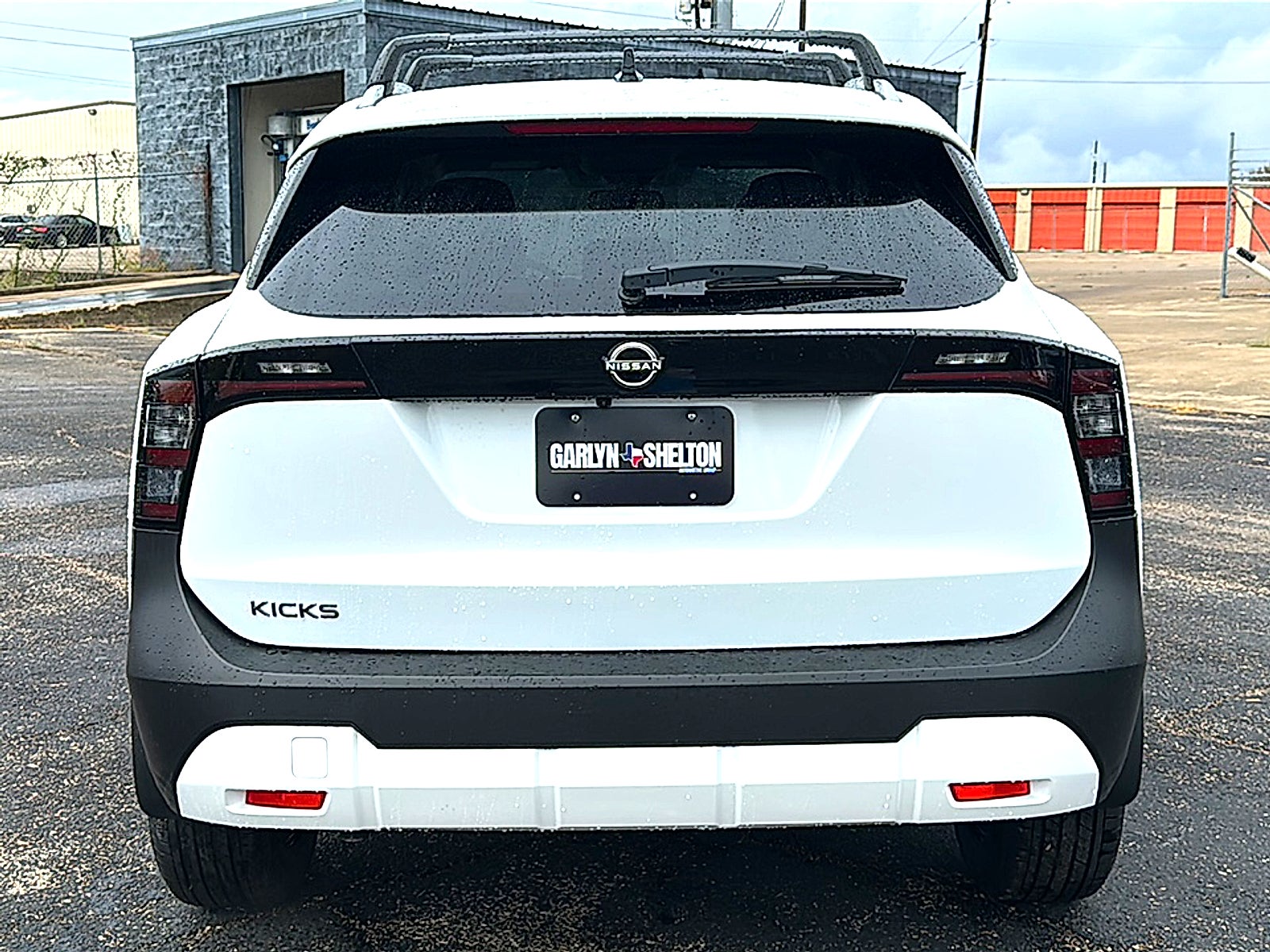 2027 Nissan Kicks SV
