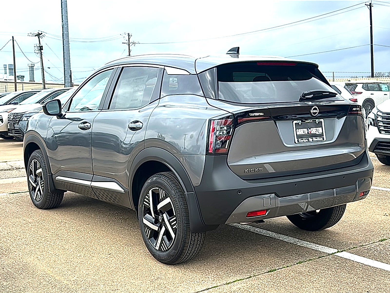 2026 Nissan Kicks SV