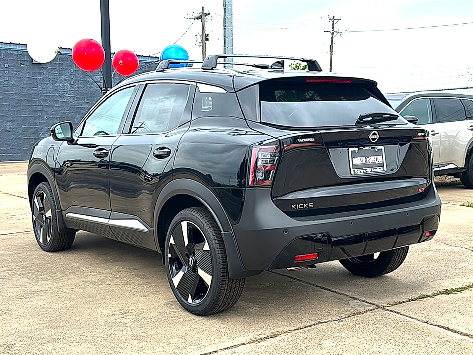 2026 Nissan Kicks SR
