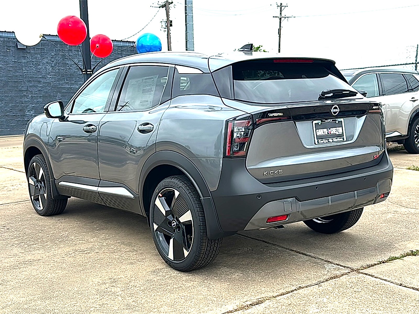 2026 Nissan Kicks SR
