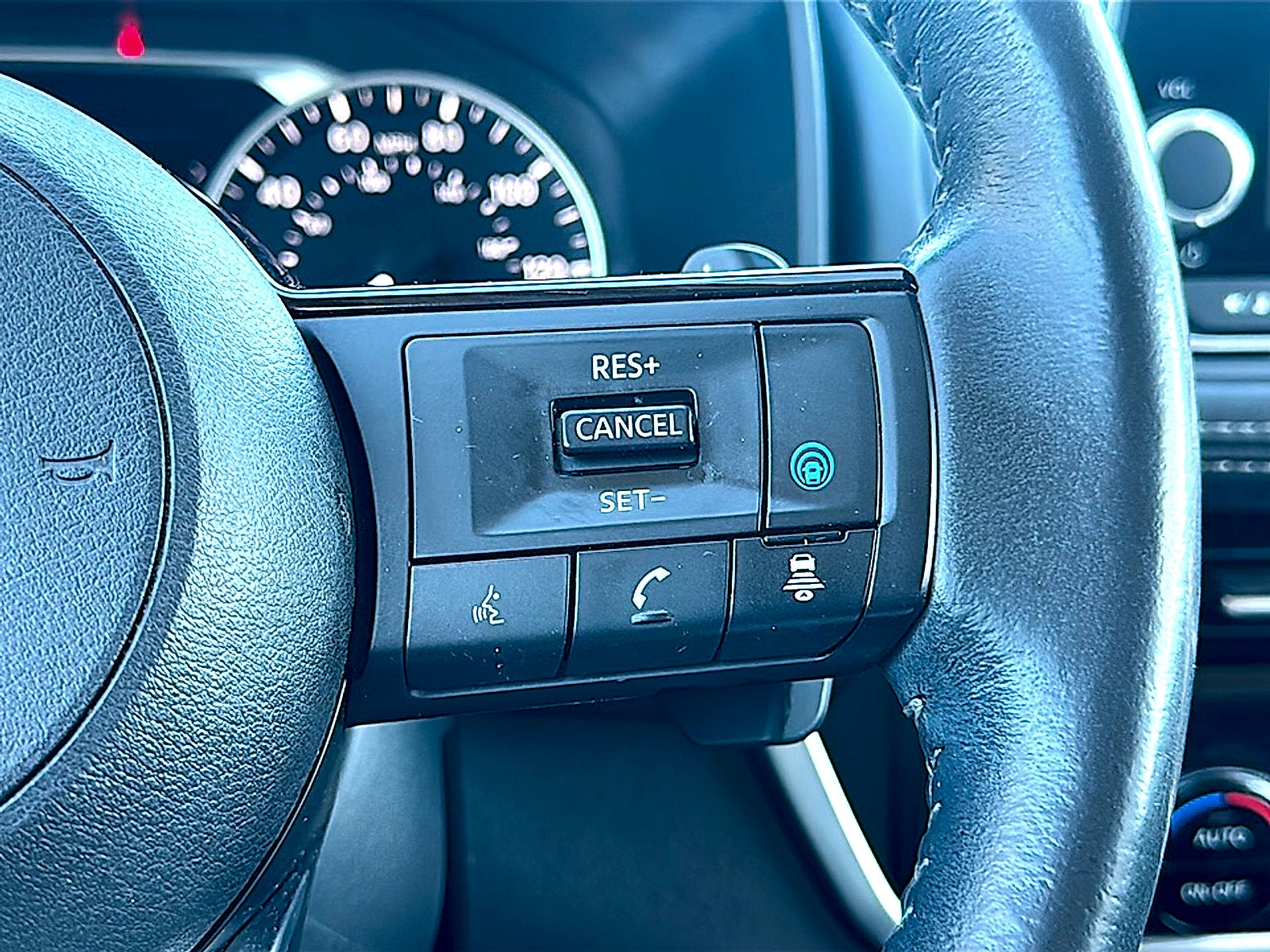 2021 Nissan Rogue SV FWD