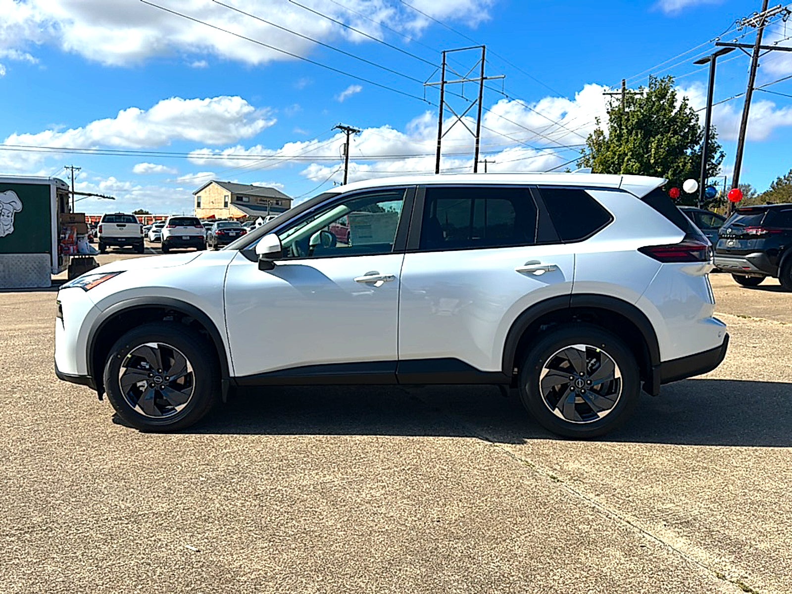 2026 Nissan Rogue SV