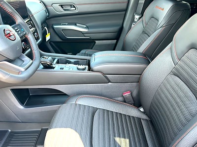 2026 Nissan Pathfinder Rock Creek®