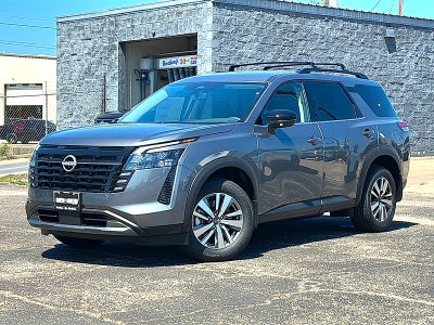2026 Nissan Pathfinder SL