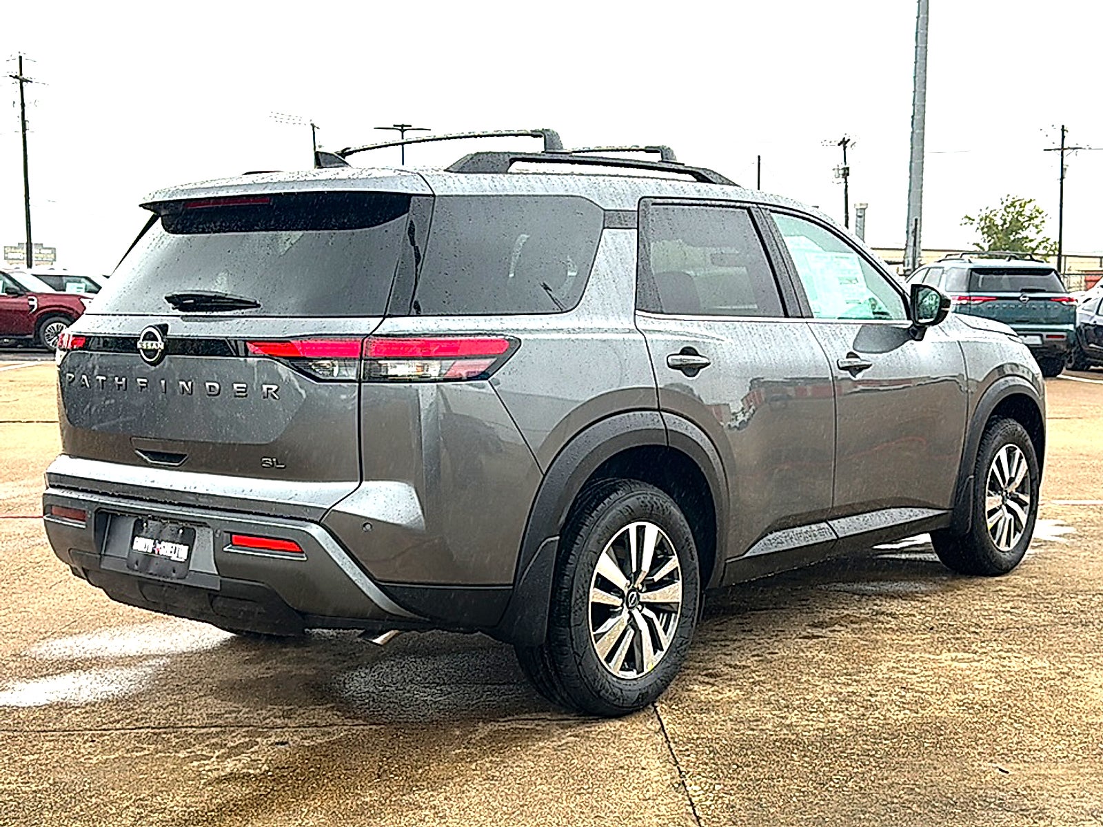 2026 Nissan Pathfinder SL