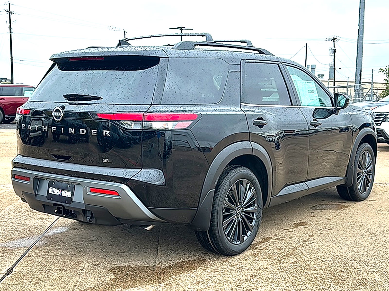2026 Nissan Pathfinder SL