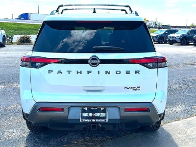 2026 Nissan Pathfinder Platinum