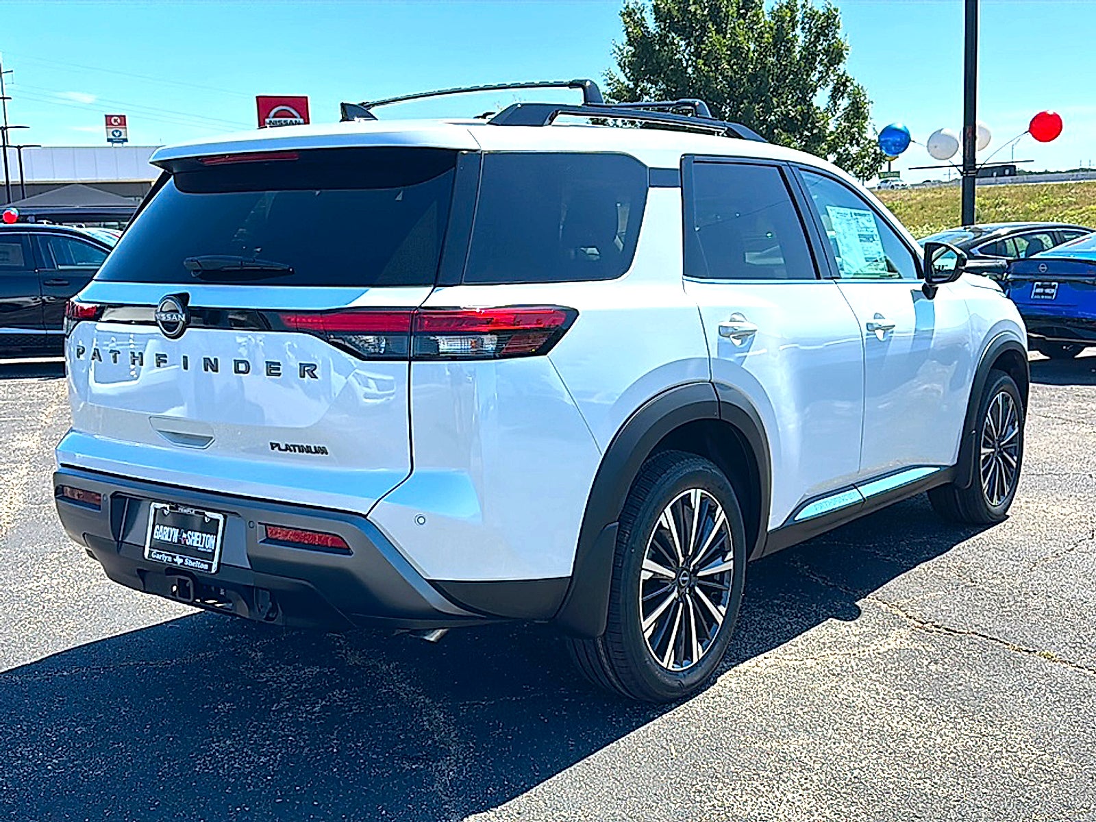 2026 Nissan Pathfinder Platinum