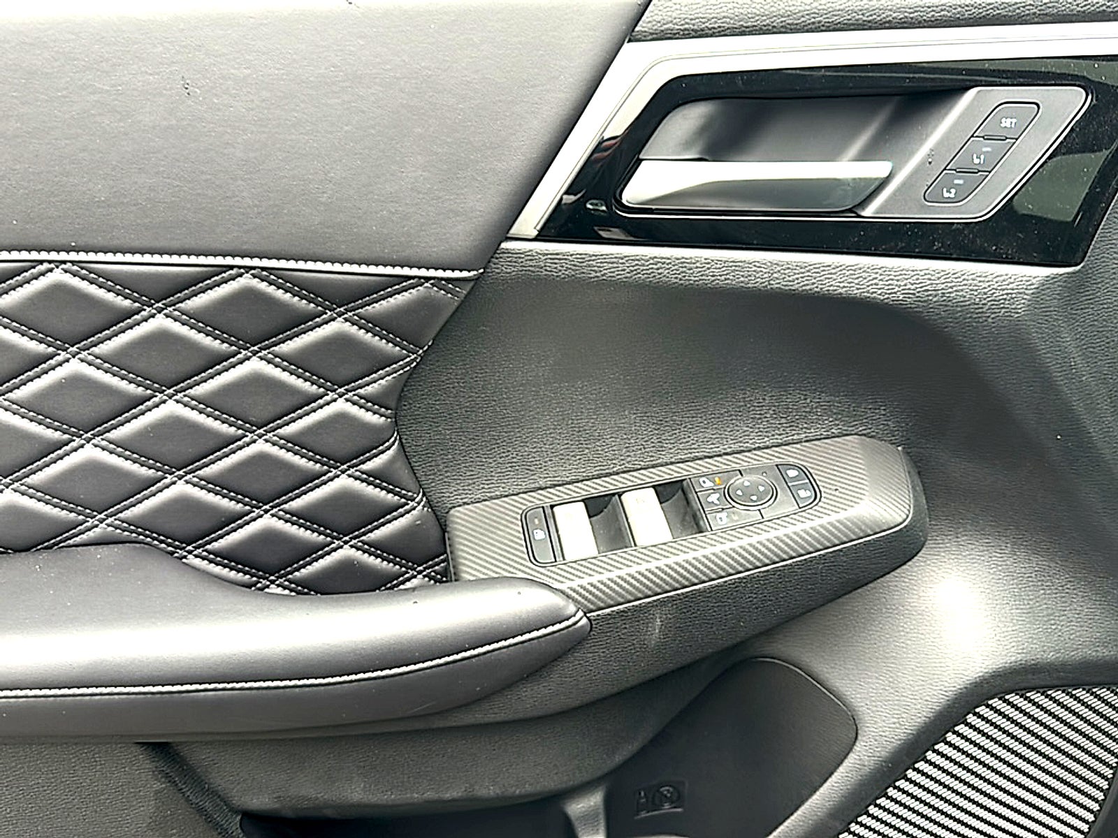 2026 Nissan Rogue Plug-In Hybrid Platinum