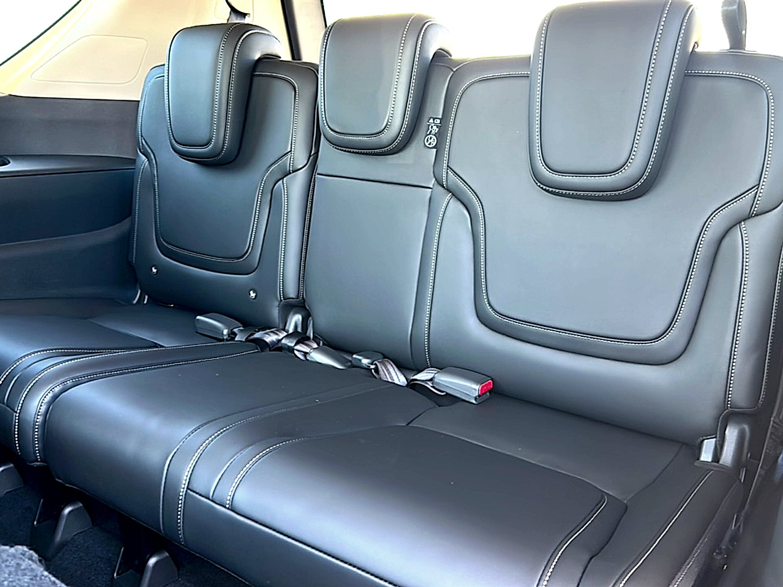 2026 Nissan Armada SV