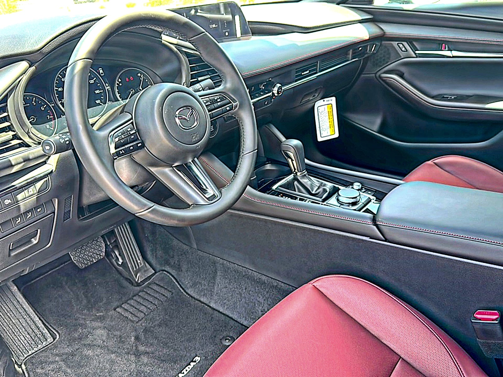 2025 Mazda Mazda3 Hatchback 2.5 S Carbon Edition