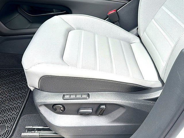 2026 Volkswagen Atlas Cross Sport 2.0T SEL