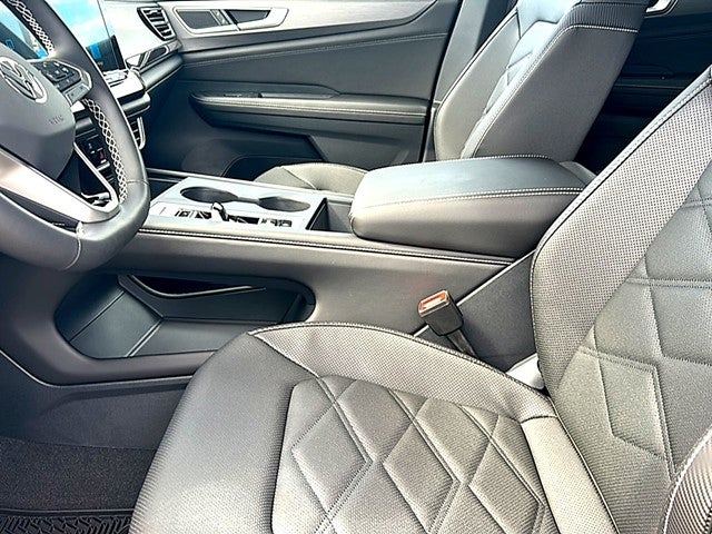 2026 Volkswagen Atlas Cross Sport 2.0T SE