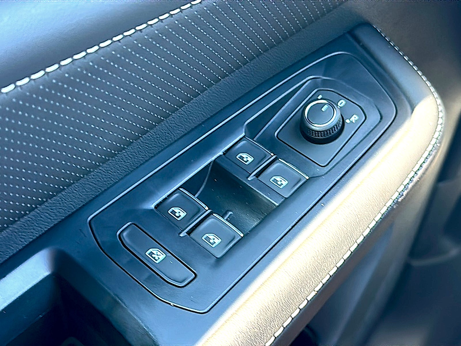 2026 Volkswagen Atlas Cross Sport SE
