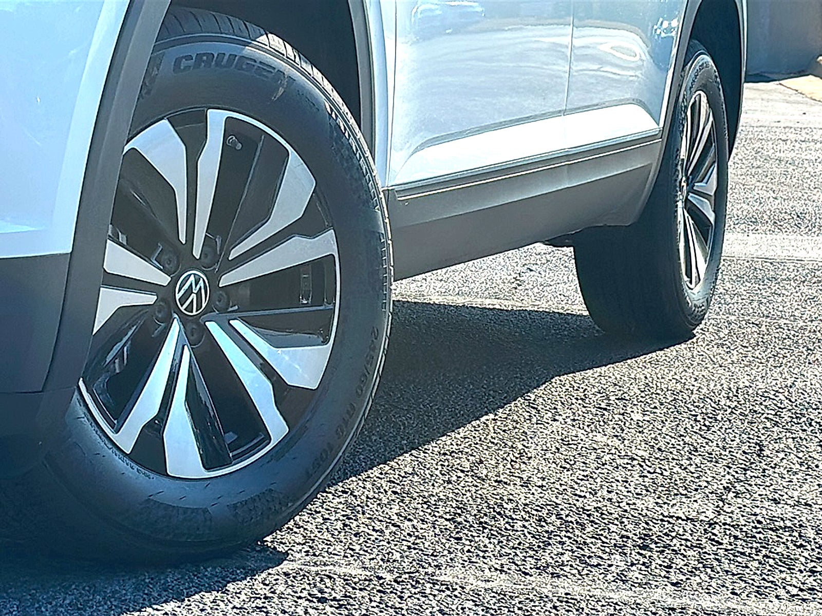 2026 Volkswagen Atlas Cross Sport SE