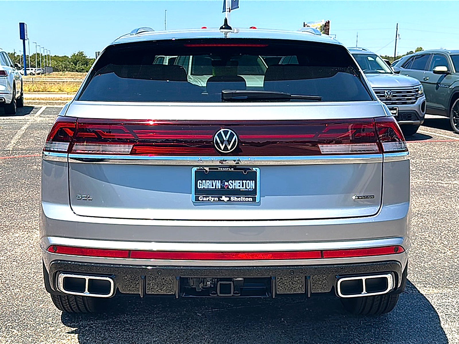 2026 Volkswagen Atlas Cross Sport SEL Premium R-Line