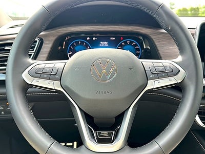 2026 Volkswagen Atlas 2.0T SEL Premium R-Line