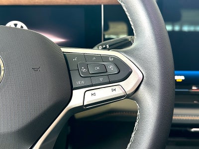 2027 Volkswagen Atlas SE w/Technology
