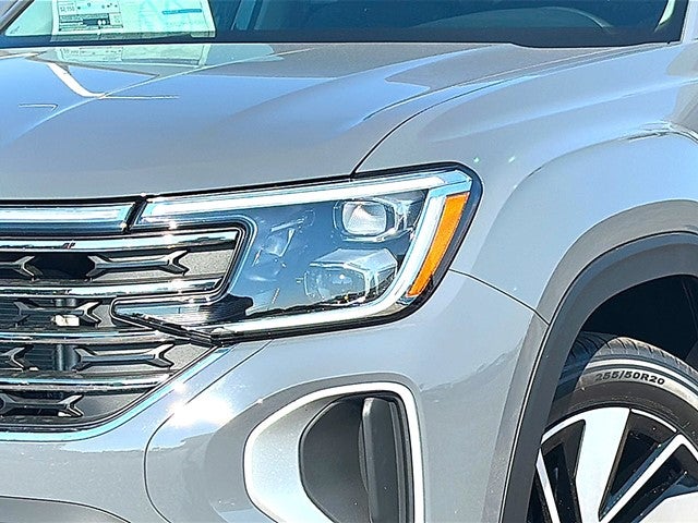 2026 Volkswagen Atlas 2.0T SE w/ Technology