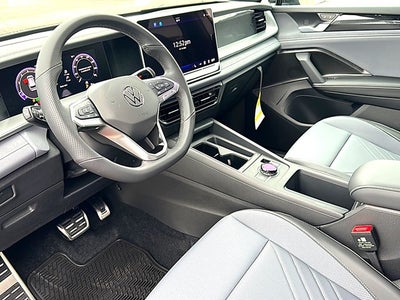 2026 Volkswagen Tiguan 2.0T SE R-Line Black