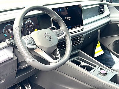 2026 Volkswagen Tiguan 2.0T SE R-Line Black