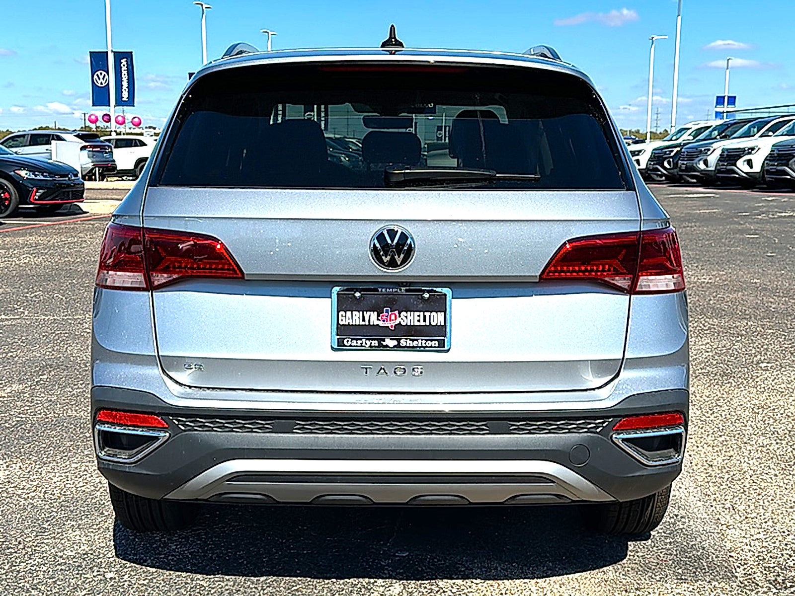 2024 Volkswagen Taos SE