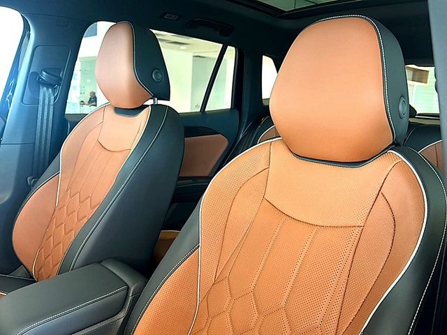 2026 Volkswagen Tiguan 2.0T SEL