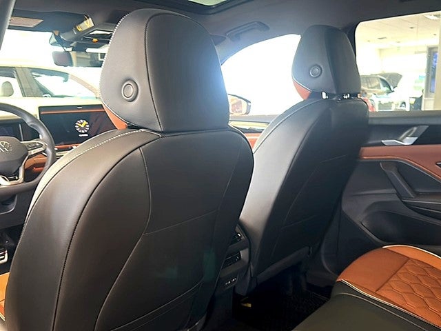 2026 Volkswagen Tiguan 2.0T SEL