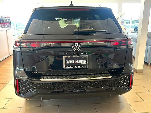 2026 Volkswagen Tiguan 2.0T SEL