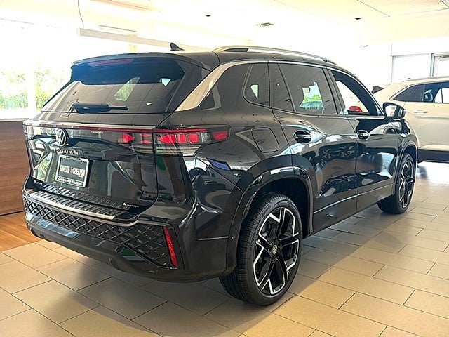 2026 Volkswagen Tiguan 2.0T SEL
