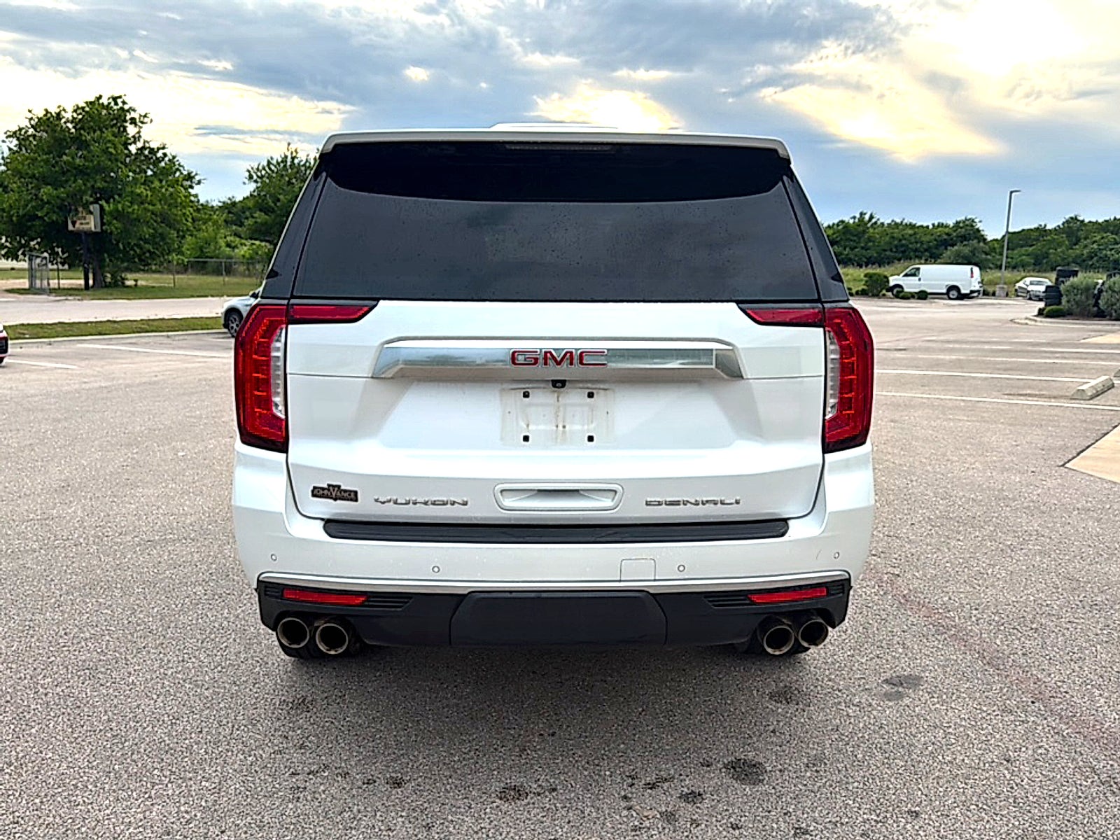 2022 GMC Yukon Denali Denali