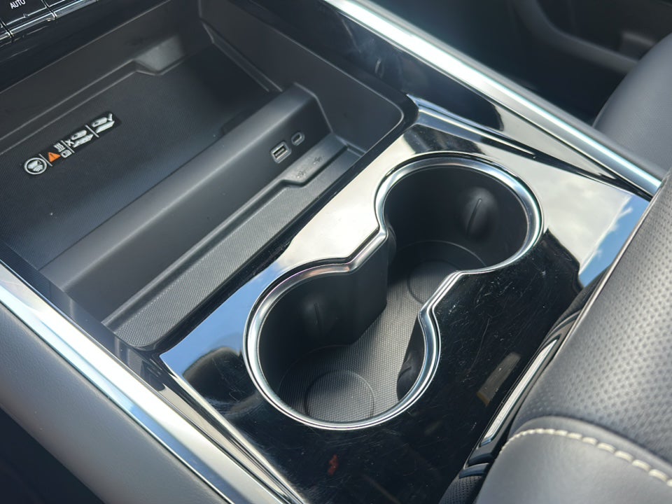 2025 Chevrolet Tahoe 4WD Premier