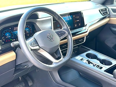 2025 Volkswagen Atlas Cross Sport 2.0T SE
