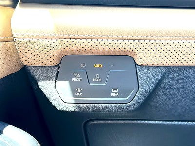 2025 Volkswagen Atlas Cross Sport 2.0T SE