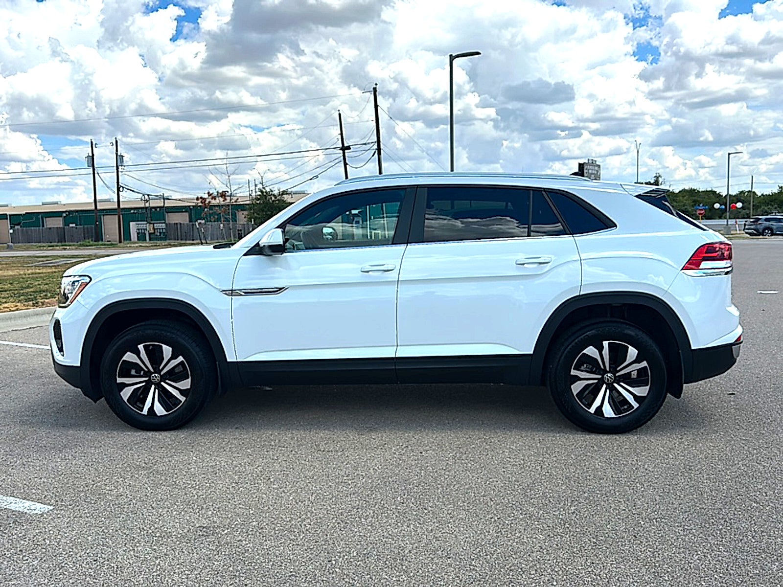 2025 Volkswagen Atlas Cross Sport 2.0T SE