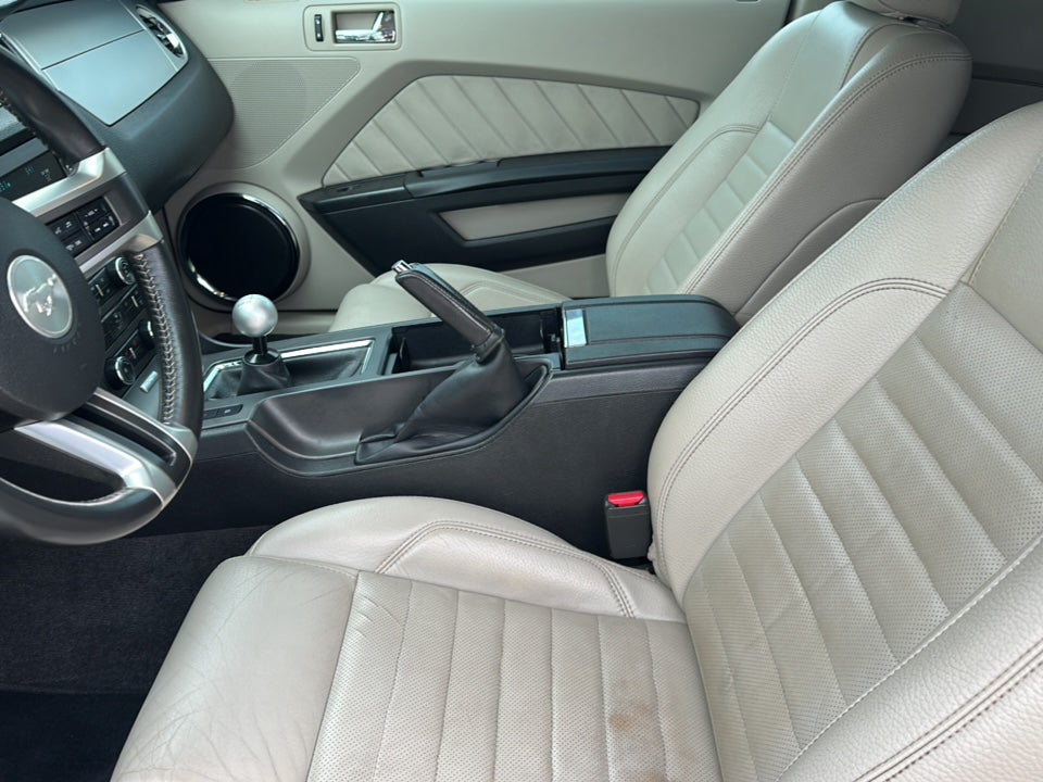 2011 Ford Mustang GT Premium