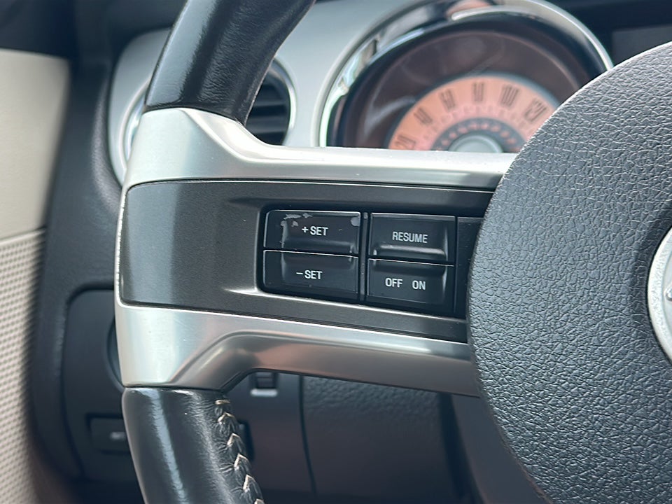 2011 Ford Mustang GT Premium