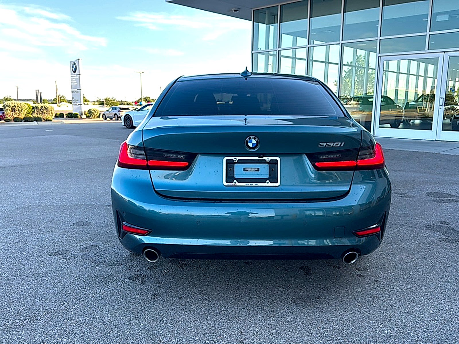 2021 BMW 3 Series 330i