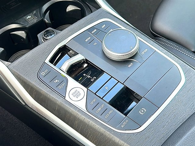 2024 BMW 3 Series 330i
