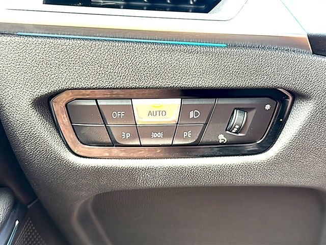 2024 BMW 3 Series 330i
