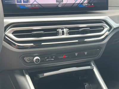 2024 BMW 3 Series 330i