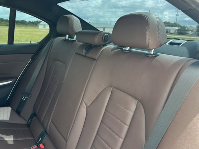 2024 BMW 3 Series 330i