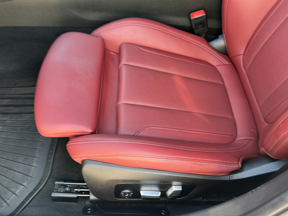 2023 BMW 3 Series 330i